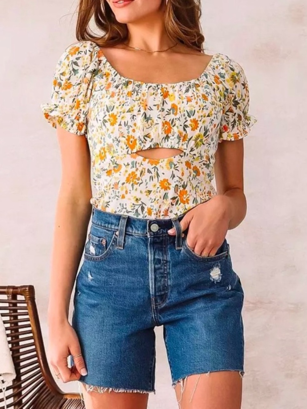 Willow and Root EMMA White Floral Puff-Sleeve Cutout Top